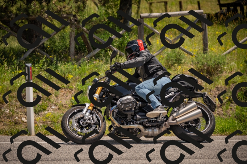 20250607124047-_Z628010_am_