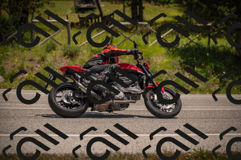 20250607125506-_Z628087_am_