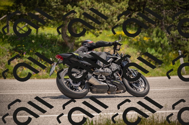 20250607125804-_Z628107_am_