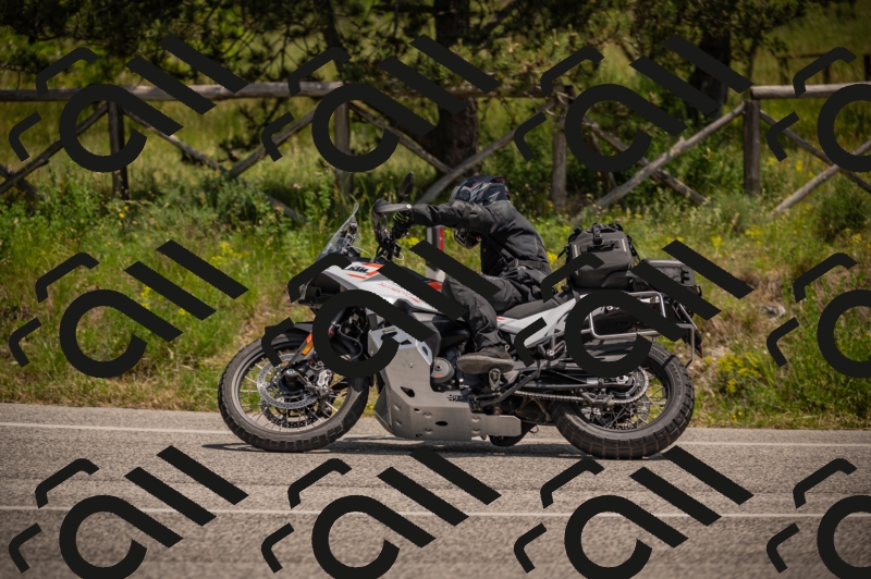 20250607125922-_Z628115_am_