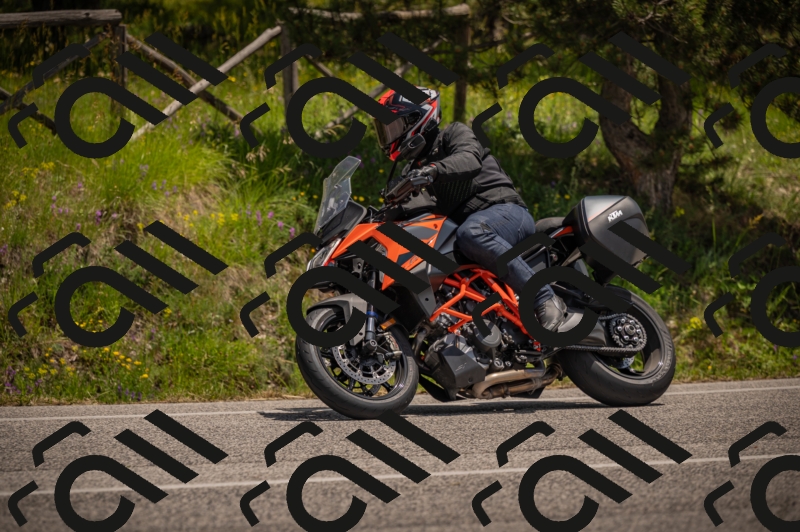 20250607125928-_Z628123_am_