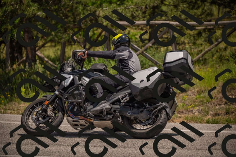 20250607125947-_Z628136_am_