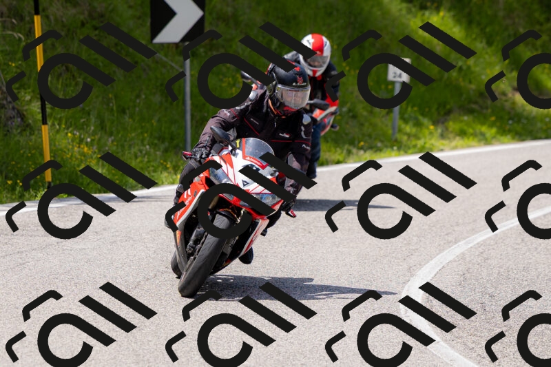 202506071324-_04A9749_c3_