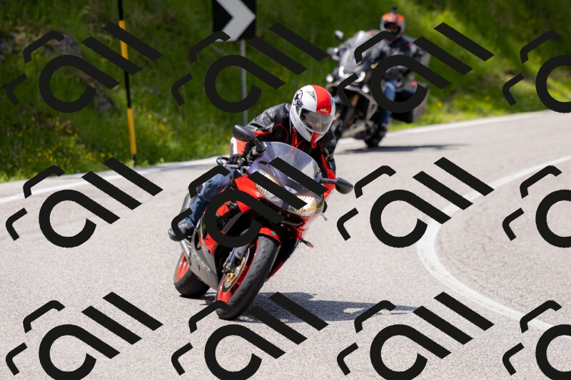 202506071324-_04A9750_c3_