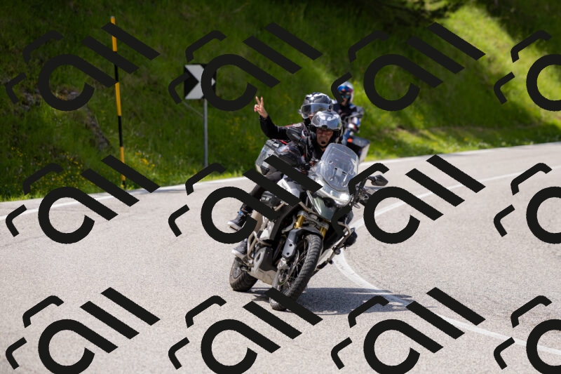 202506071326-_04A9783_c3_