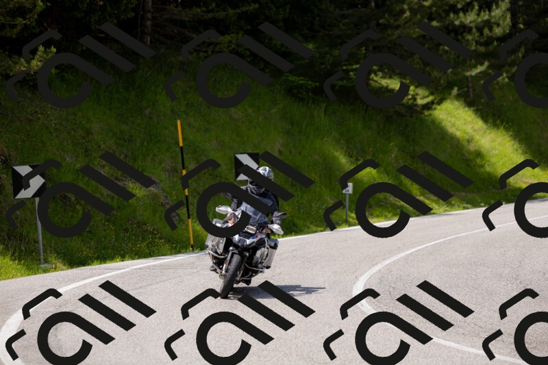 202506071327-_04A9790_c3_