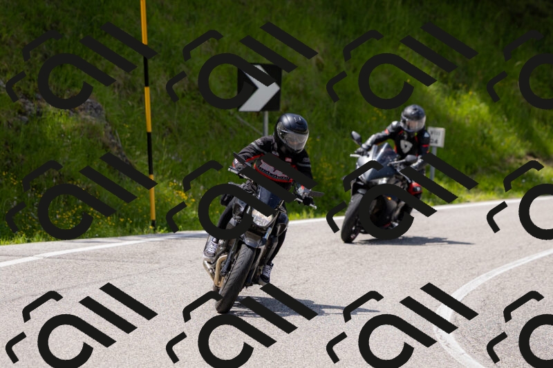 202506071327-_04A9793_c3_