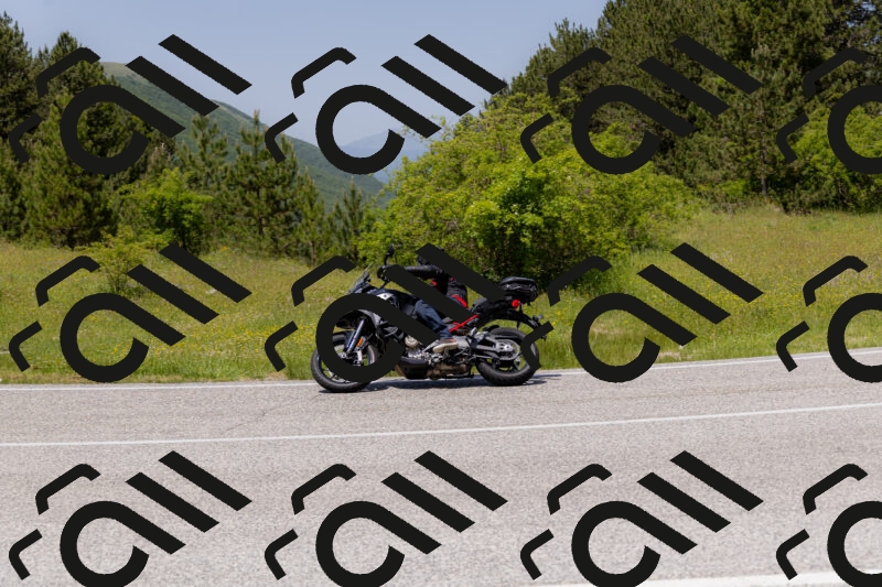 202506071329-_04A9800_c3_