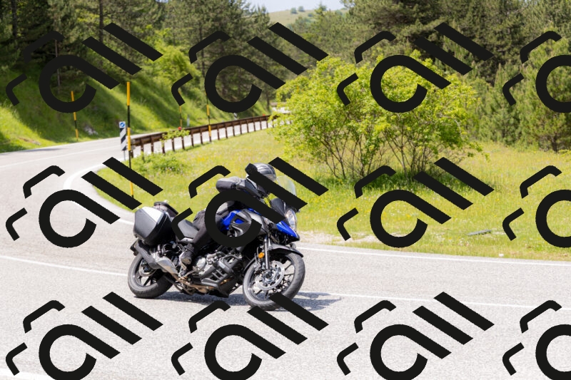 202506071342-_04A9852_c3_