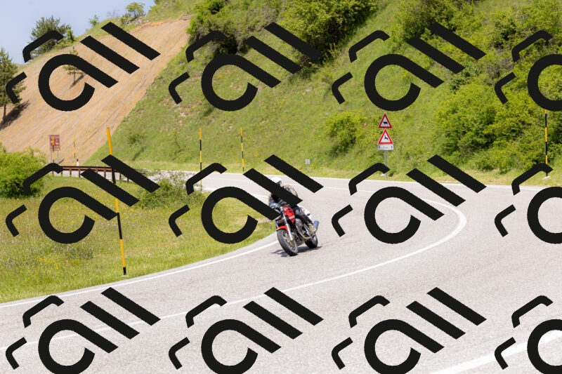 202506071343-_04A9863_c3_