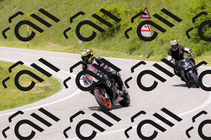 202506071403-_04A9928_c3_