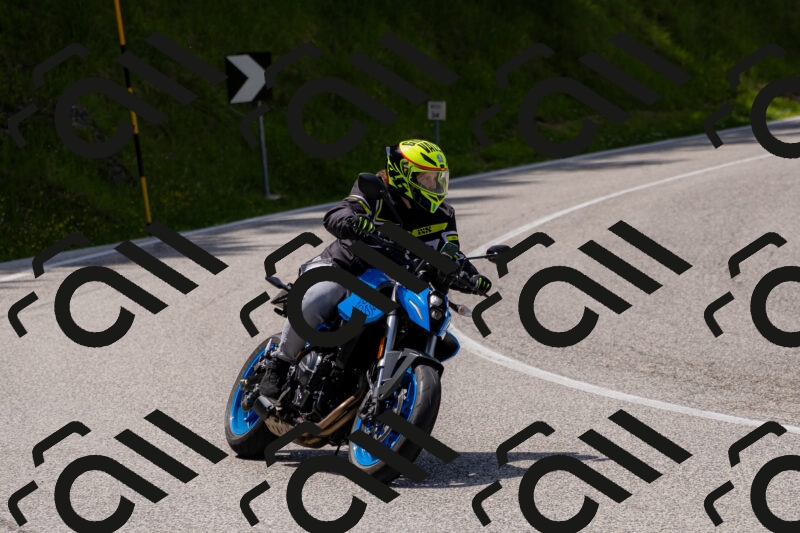 202506071420-_04A0011_c3_