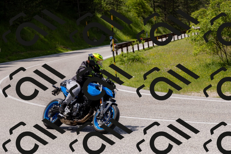 202506071420-_04A0012_c3_