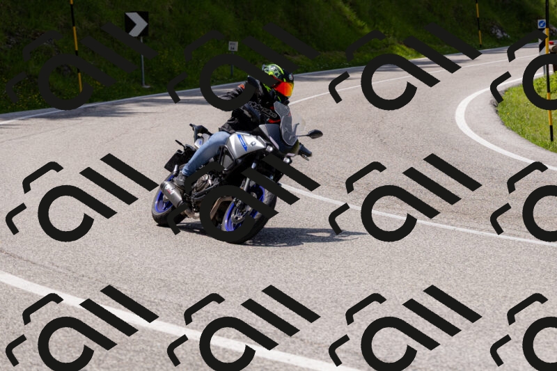 202506071422-_04A0019_c3_