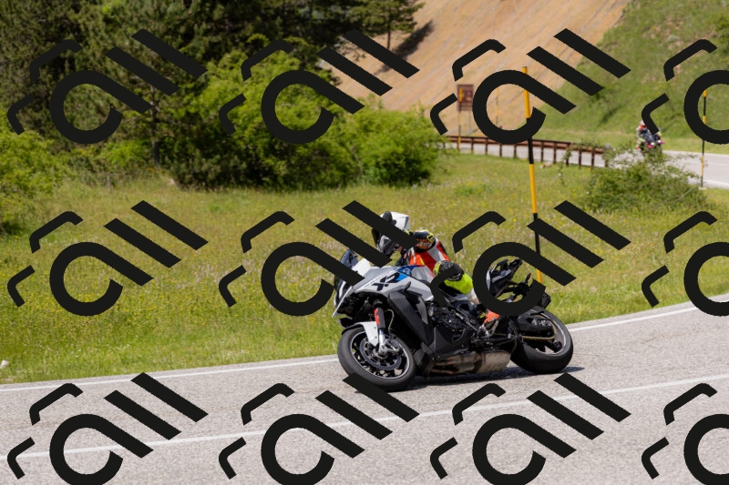 202506071438-_04A0069_c3_