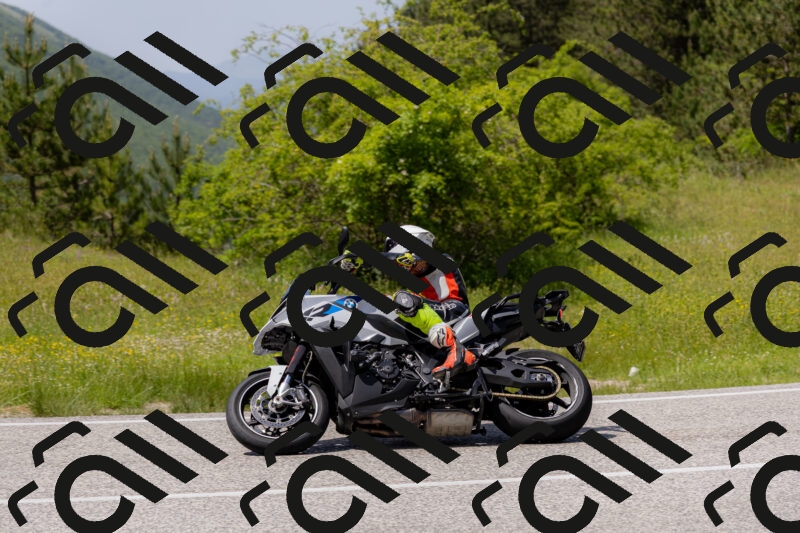 202506071438-_04A0070_c3_