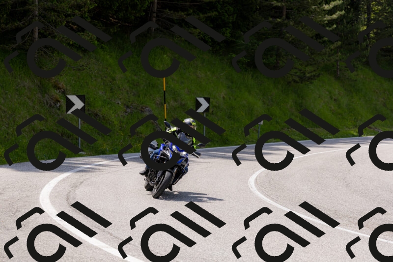 202506071438-_04A0076_c3_