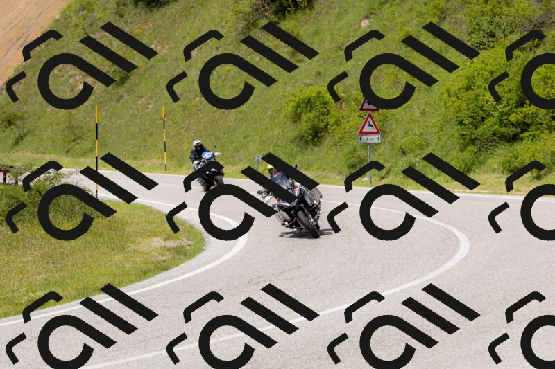 202506071440-_04A0082_c3_