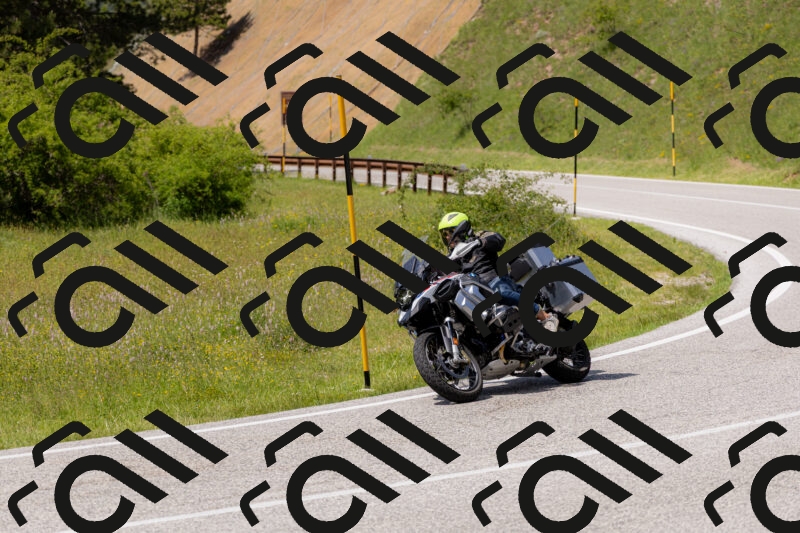 202506071440-_04A0083_c3_