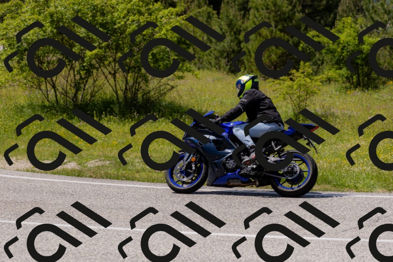 202506071441-_04A0089_c3_