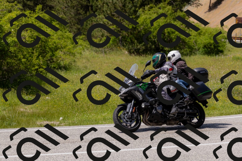 202506071446-_04A0122_c3_