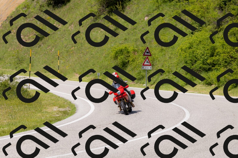 202506071447-_04A0125_c3_