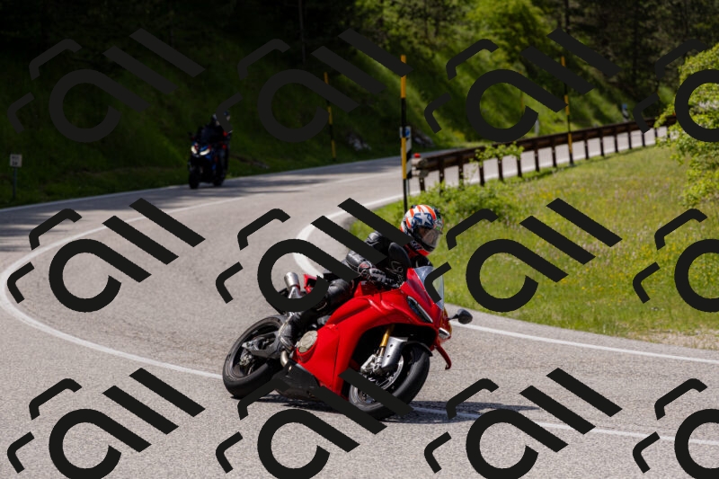 202506071450-_04A0139_c3_