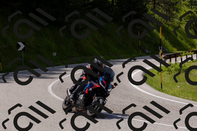 202506071450-_04A0141_c3_