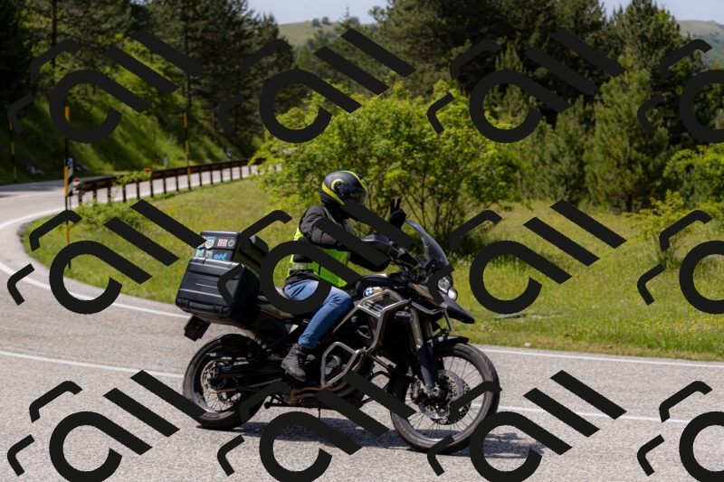 202506071450-_04A0147_c3_