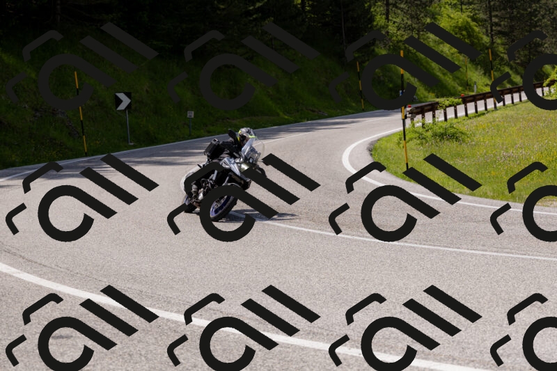 202506071453-_04A0151_c3_