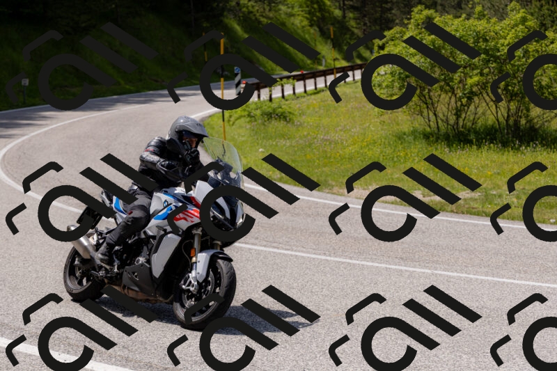 202506071454-_04A0161_c3_