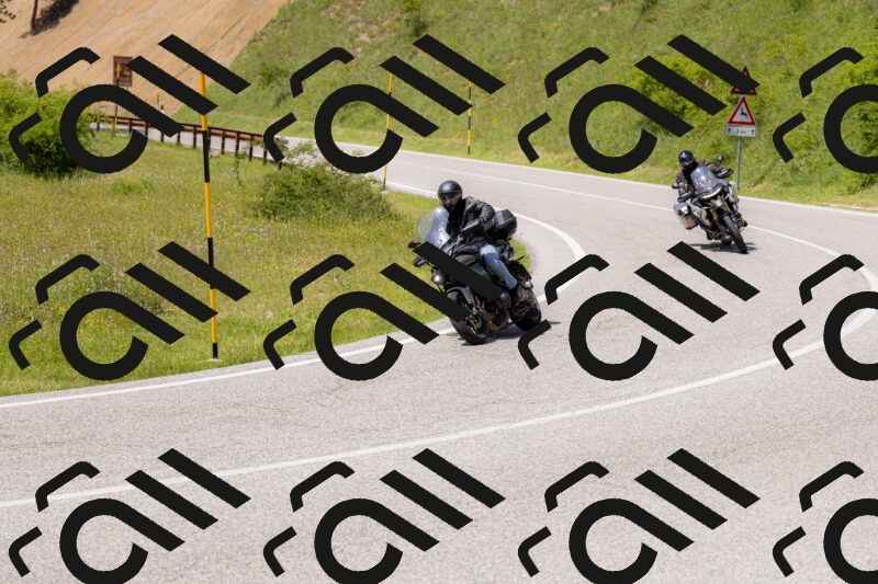 202506071457-_04A0184_c3_