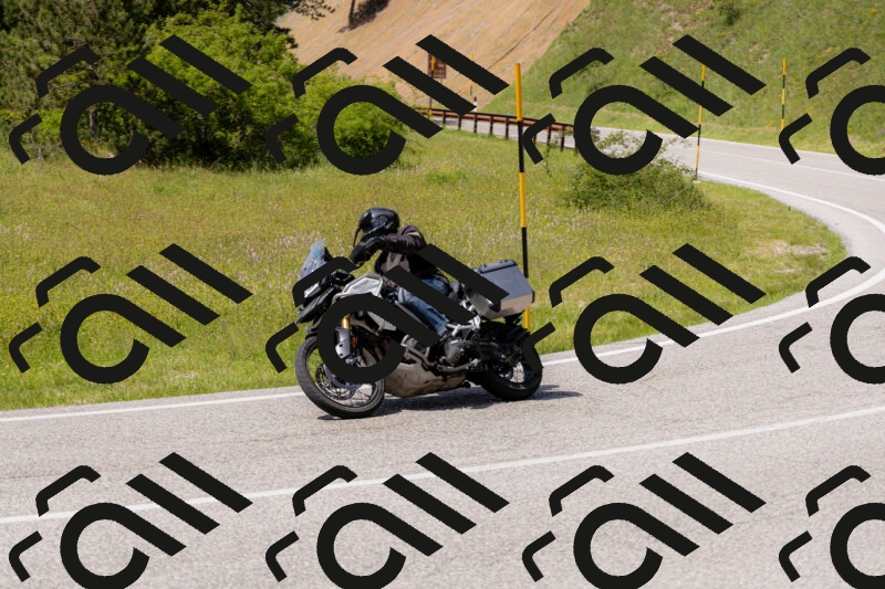 202506071457-_04A0186_c3_