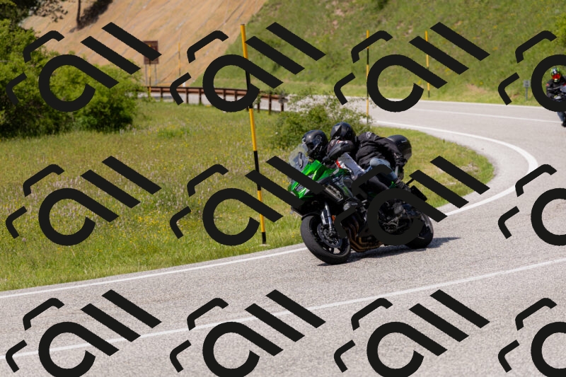 202506071502-_04A0192_c3_