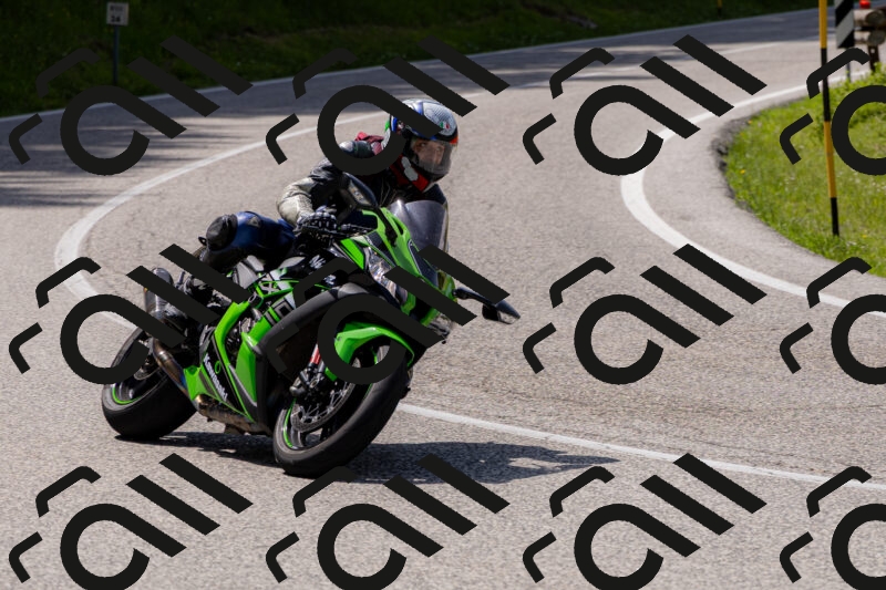 202506071505-_04A0198_c3_