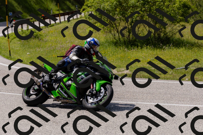 202506071505-_04A0199_c3_