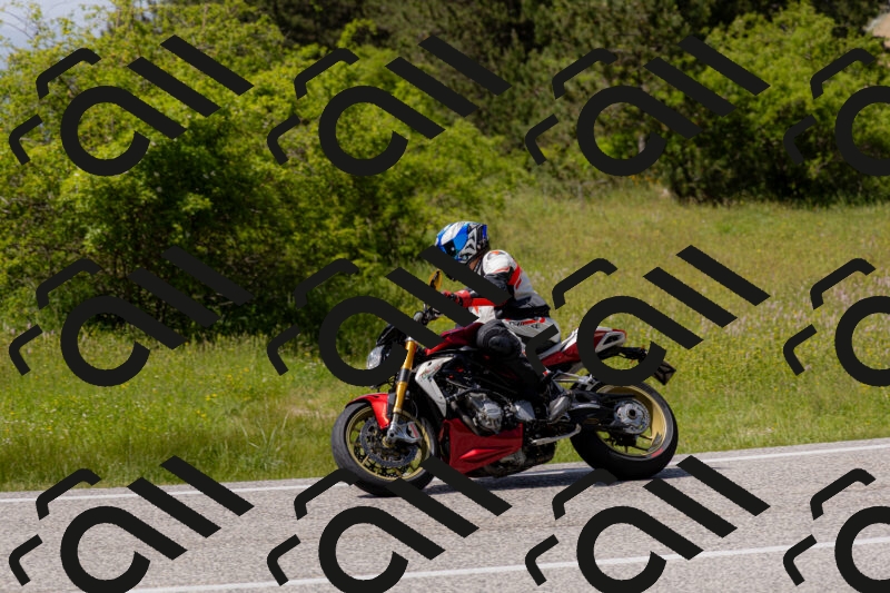 202506071507-_04A0206_c3_