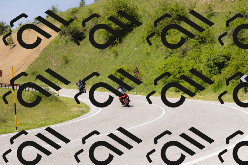 202506071511-_04A0235_c3_