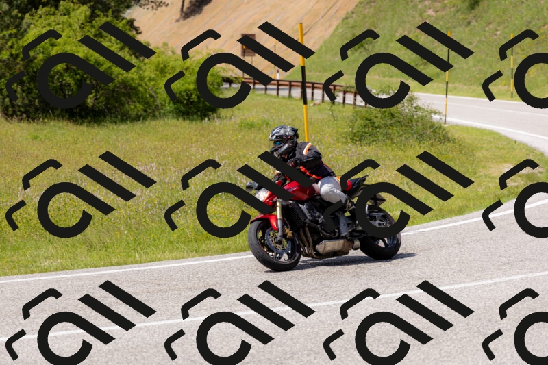 202506071521-_04A0273_c3_