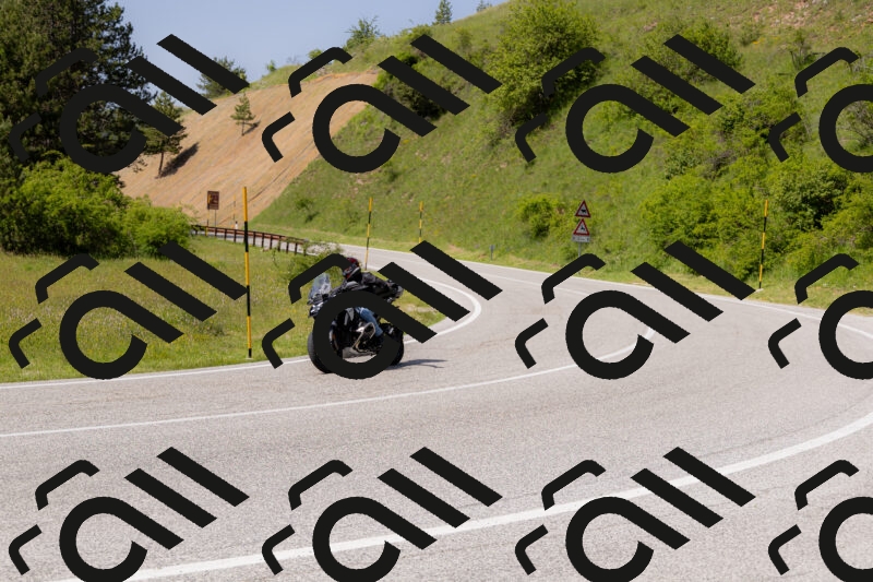 202506071528-_04A0282_c3_