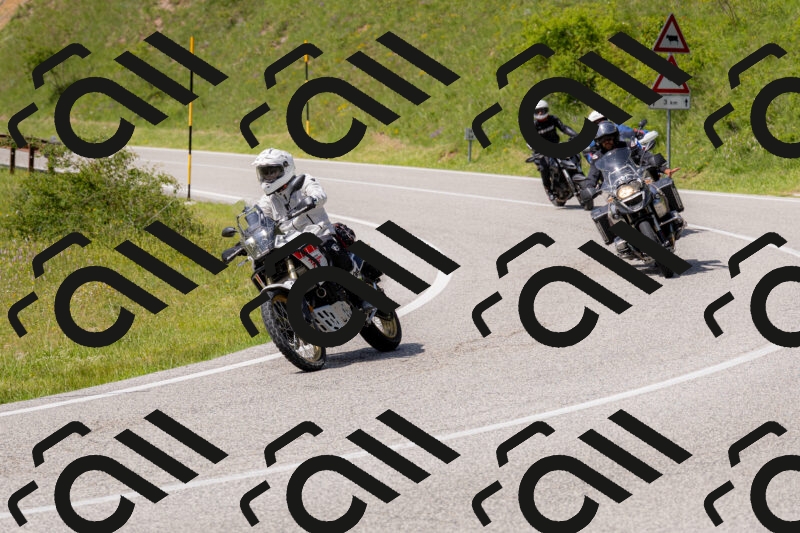 202506071528-_04A0285_c3_