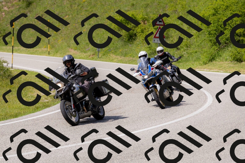 202506071528-_04A0286_c3_