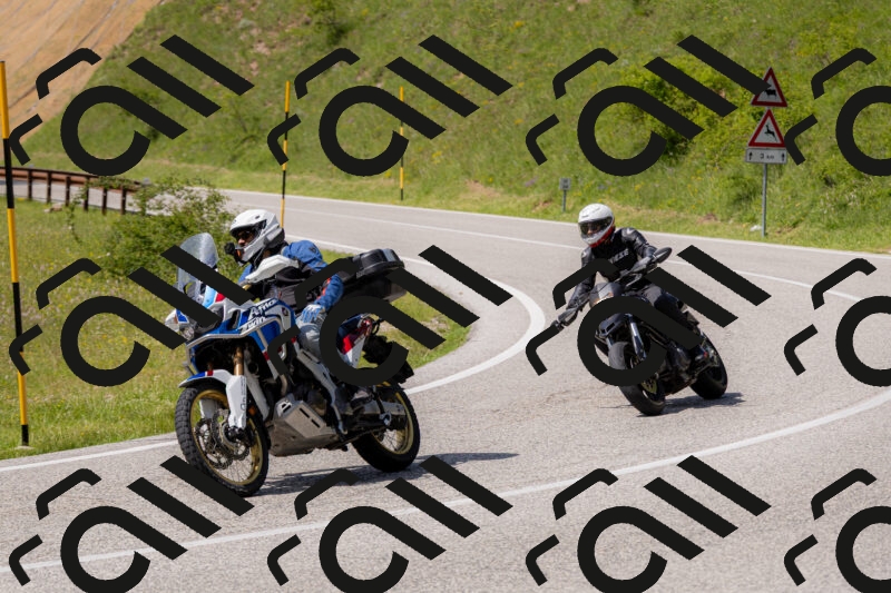 202506071528-_04A0287_c3_