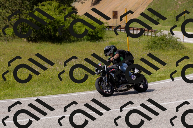 202506071532-_04A0301_c3_