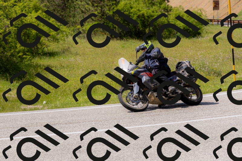 202506071535-_04A0314_c3_