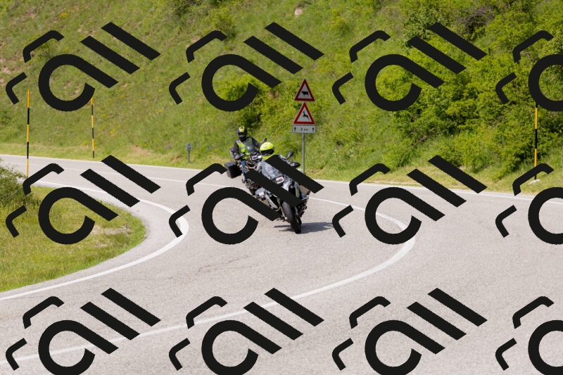 202506071545-_04A0333_c3_