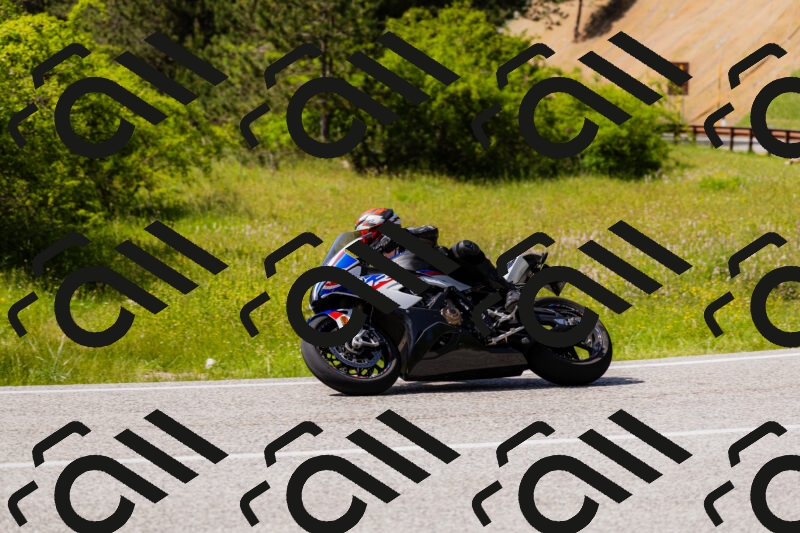 202506071551-_04A0416_c3_