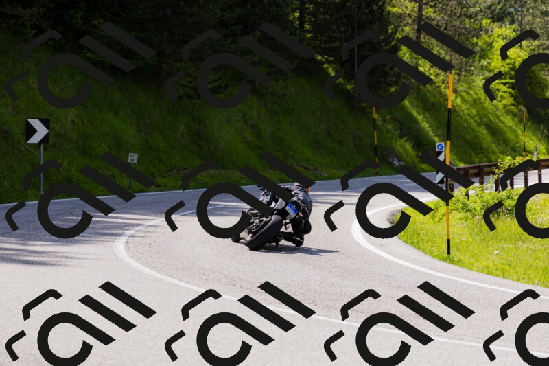 202506071551-_04A0420_c3_