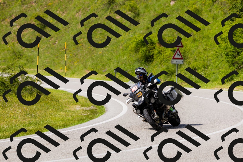 202506071554-_04A0451_c3_