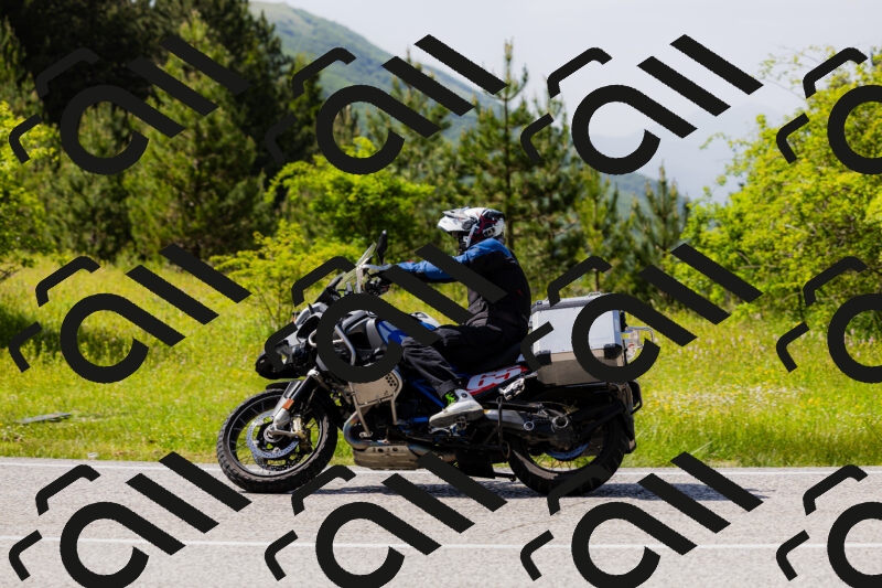 202506071554-_04A0452_c3_